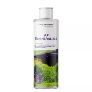 Bottle of Aquaforest AF Remineralizer for freshwater aquariums.